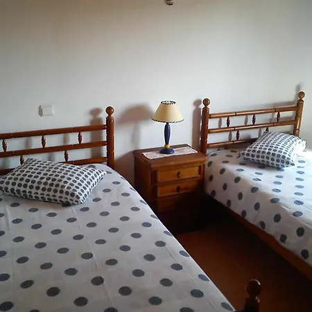 With 3 Bedrooms In Luz, With Private Pool, Enclosed Garden And W Villa